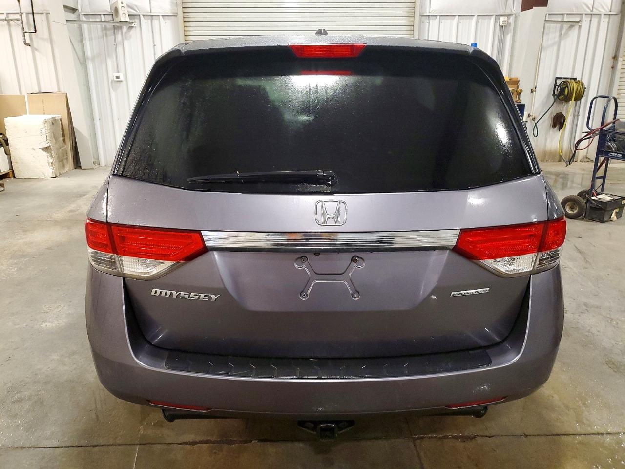 2016 HONDA ODYSSEY SE photo 16