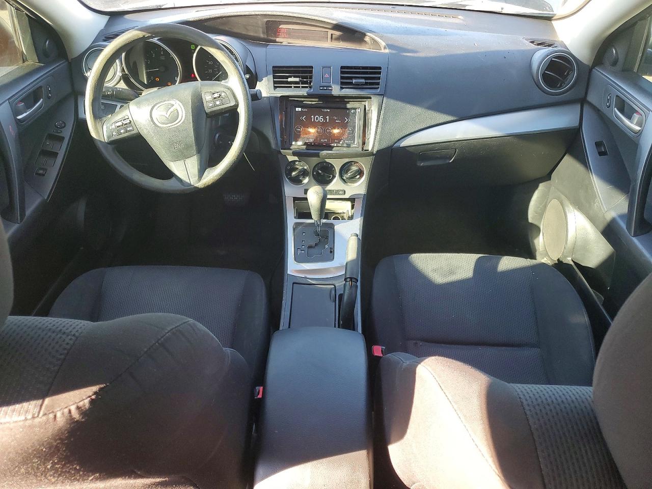 2010 MAZDA 3 I photo 8