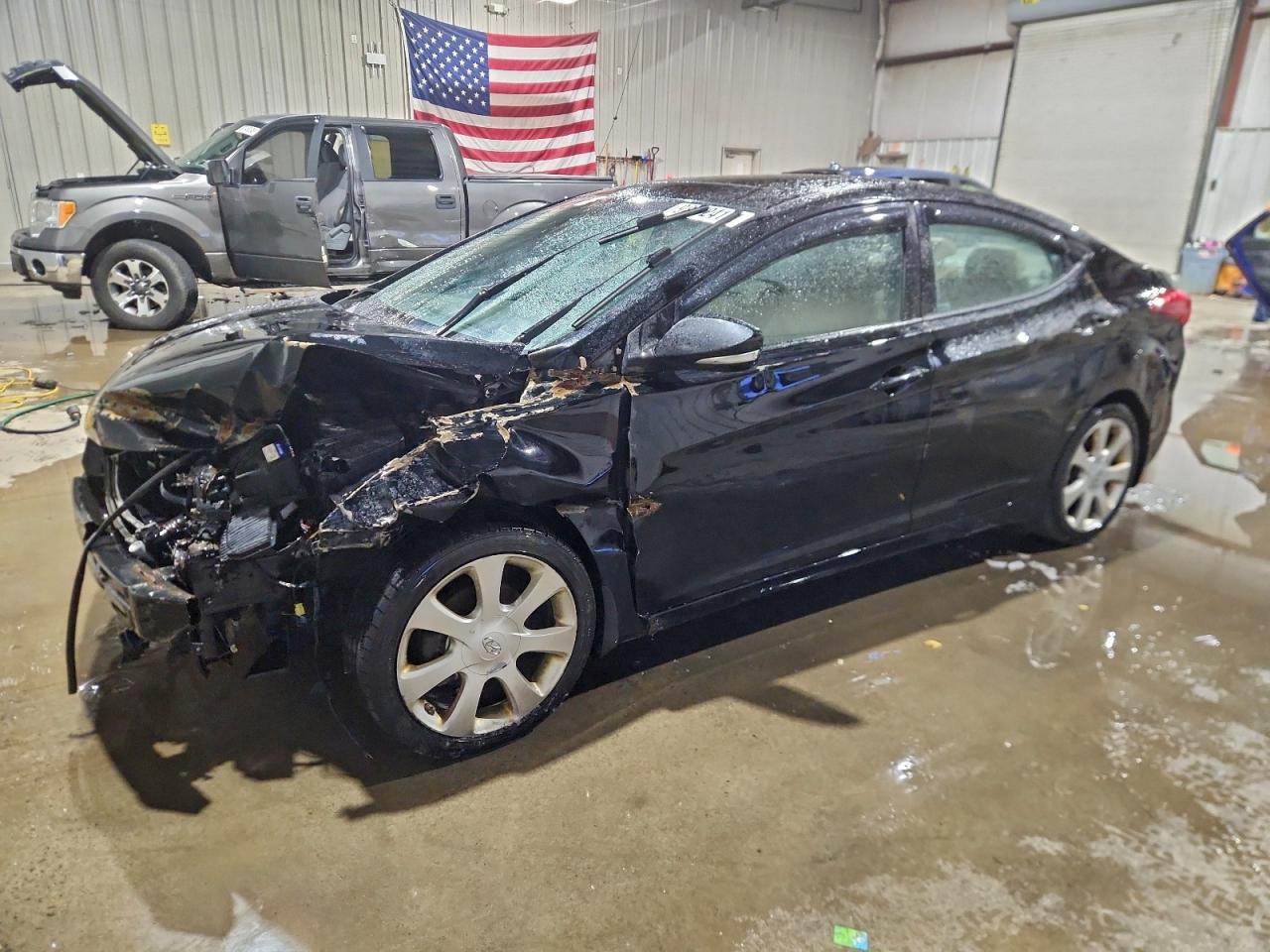 2013 HYUNDAI ELANTRA