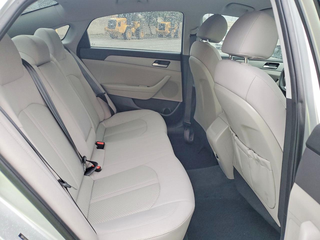 2018 HYUNDAI SONATA SE photo 19