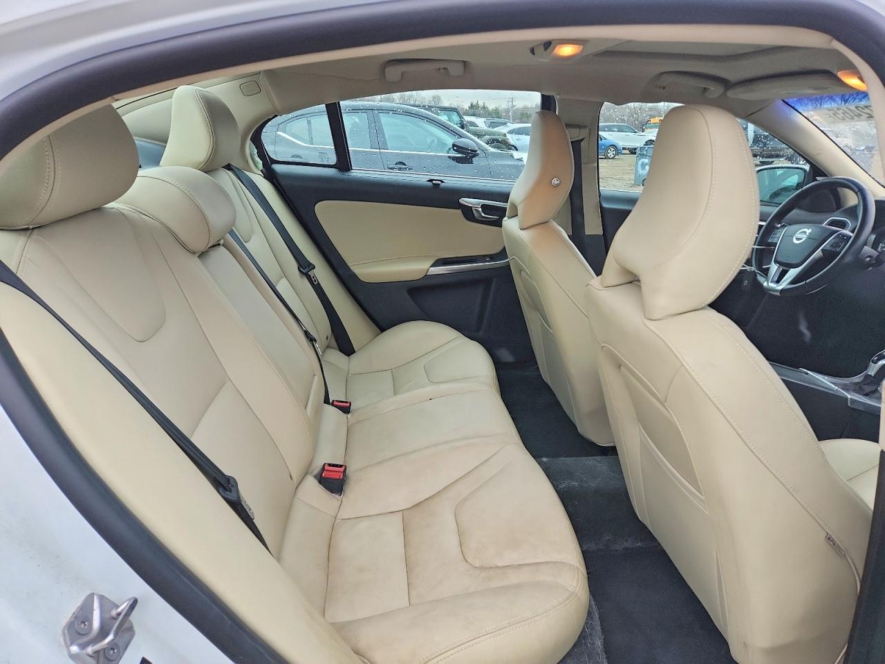 2017 VOLVO S60 PREMIER photo 10