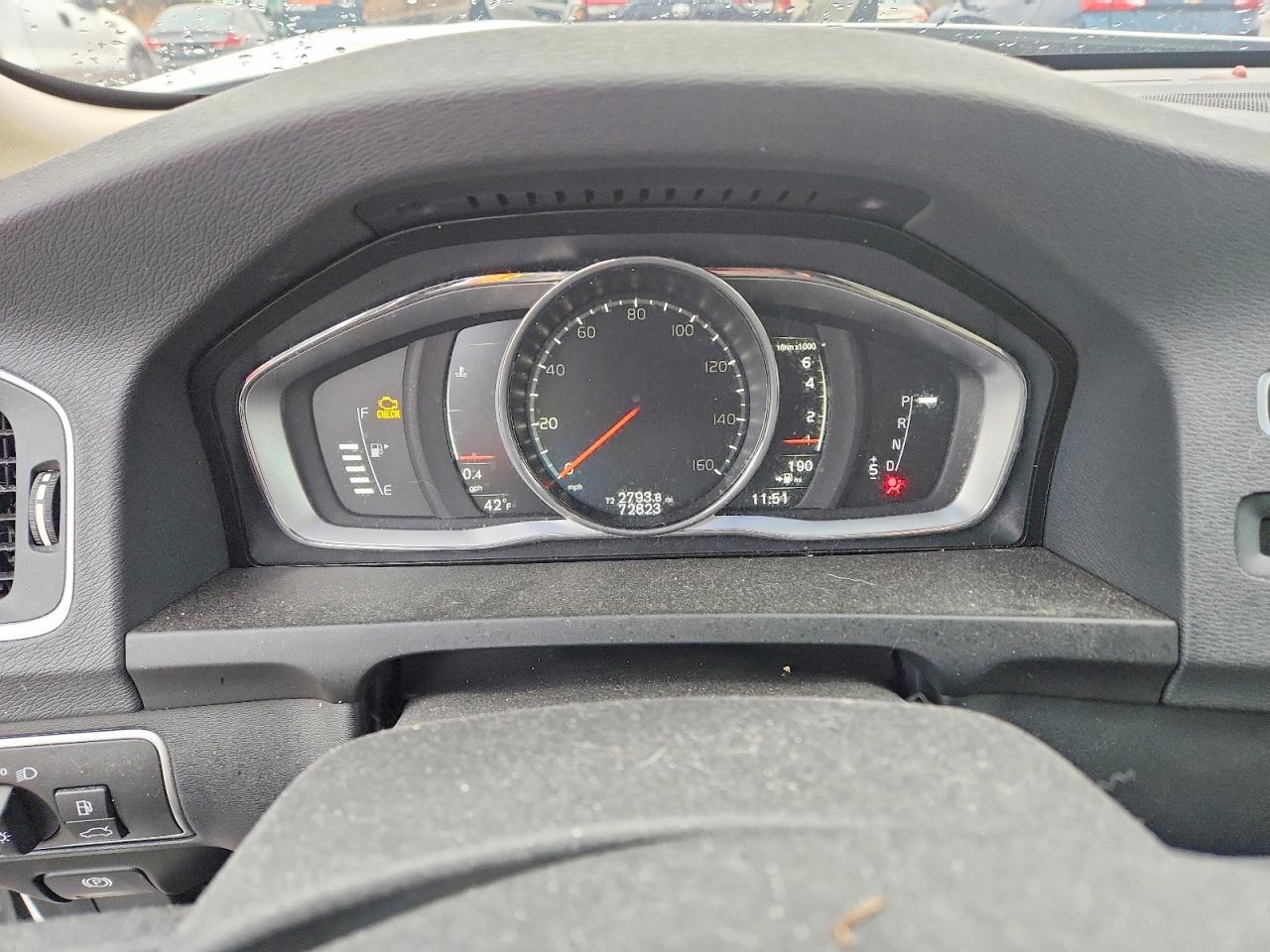 2017 VOLVO S60 PREMIER photo 9