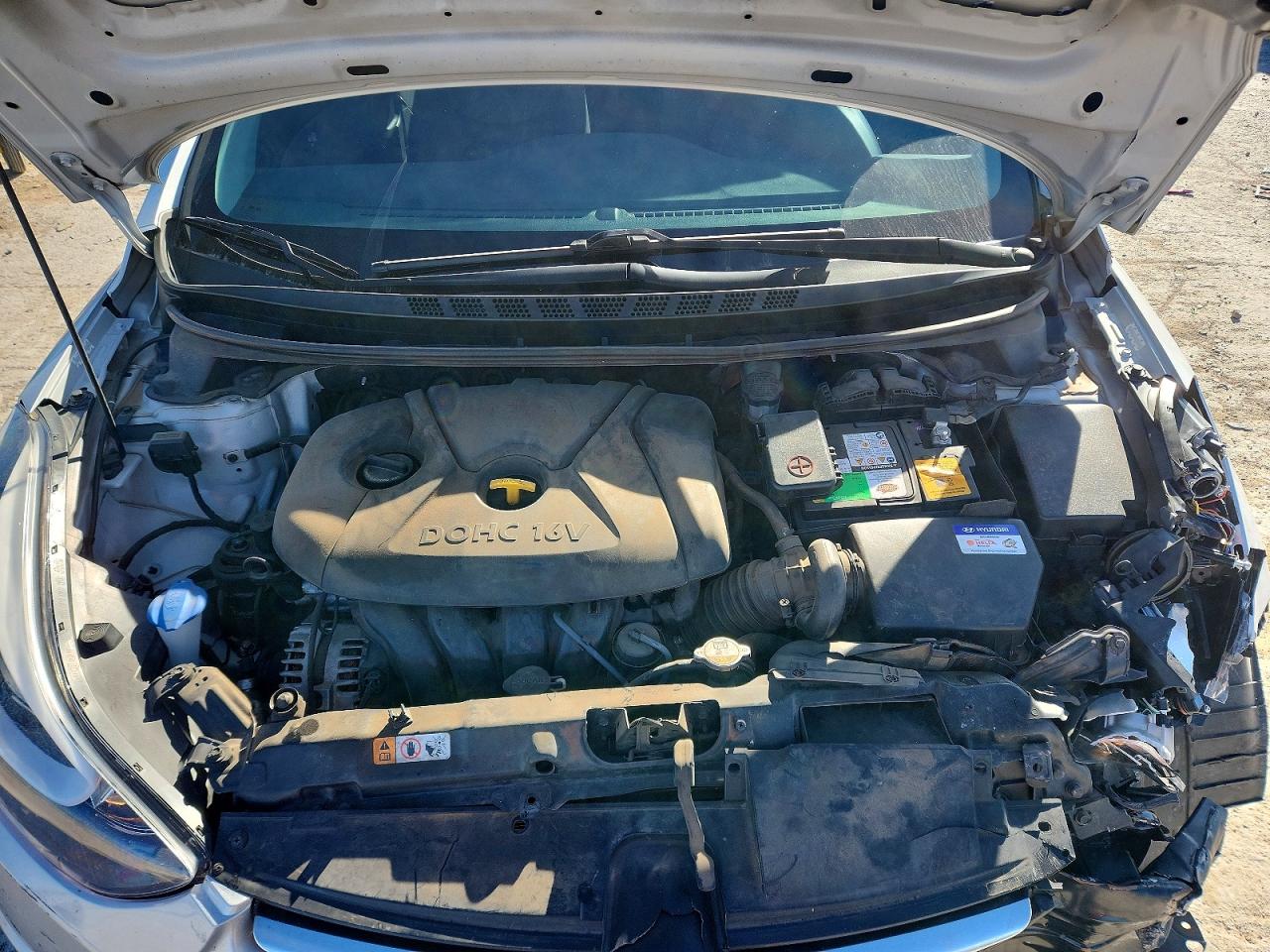 2015 HYUNDAI ELANTRA SE photo 11