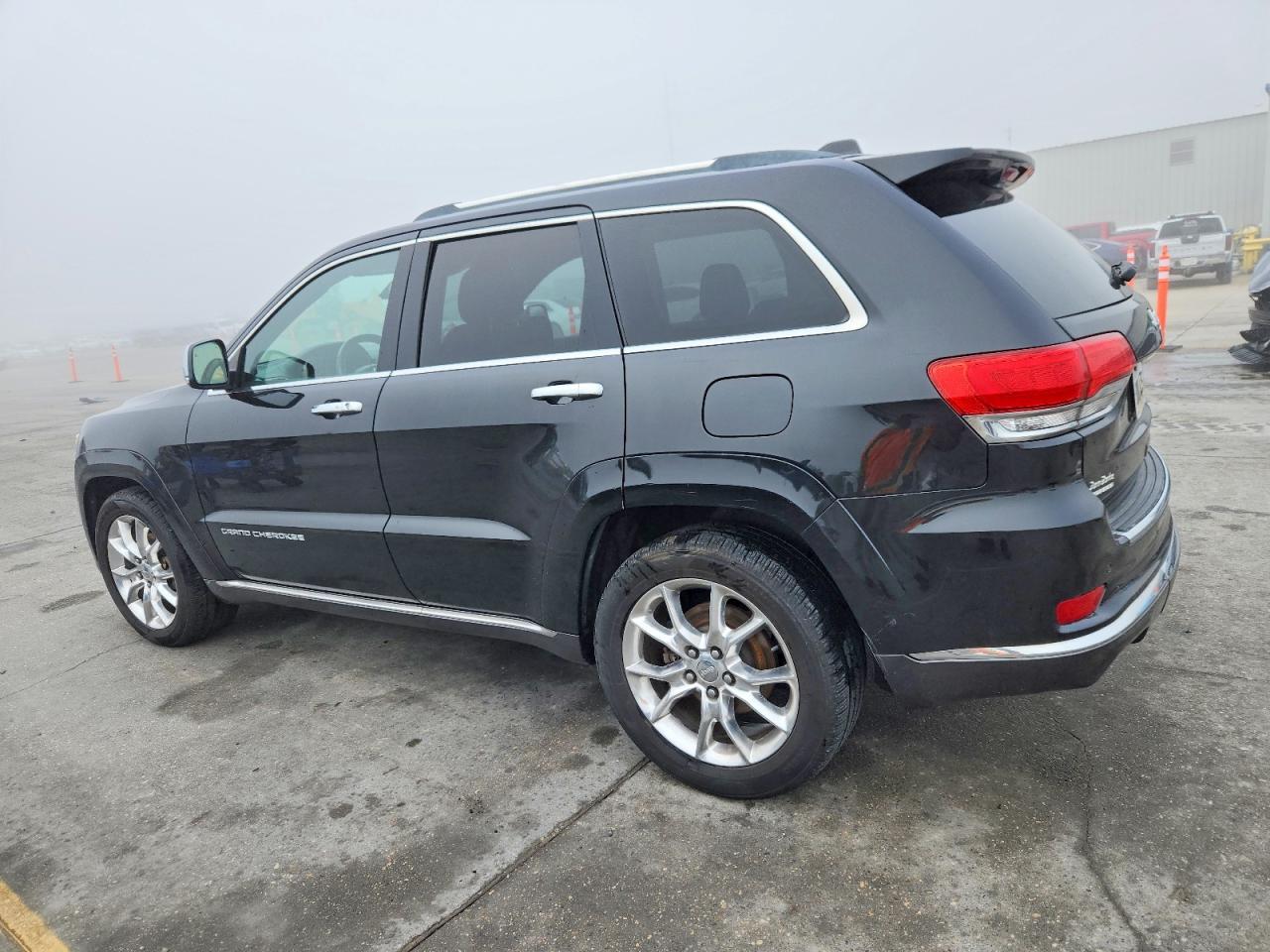 2014 JEEP GRAND CHEROKEE SUMMIT photo 2