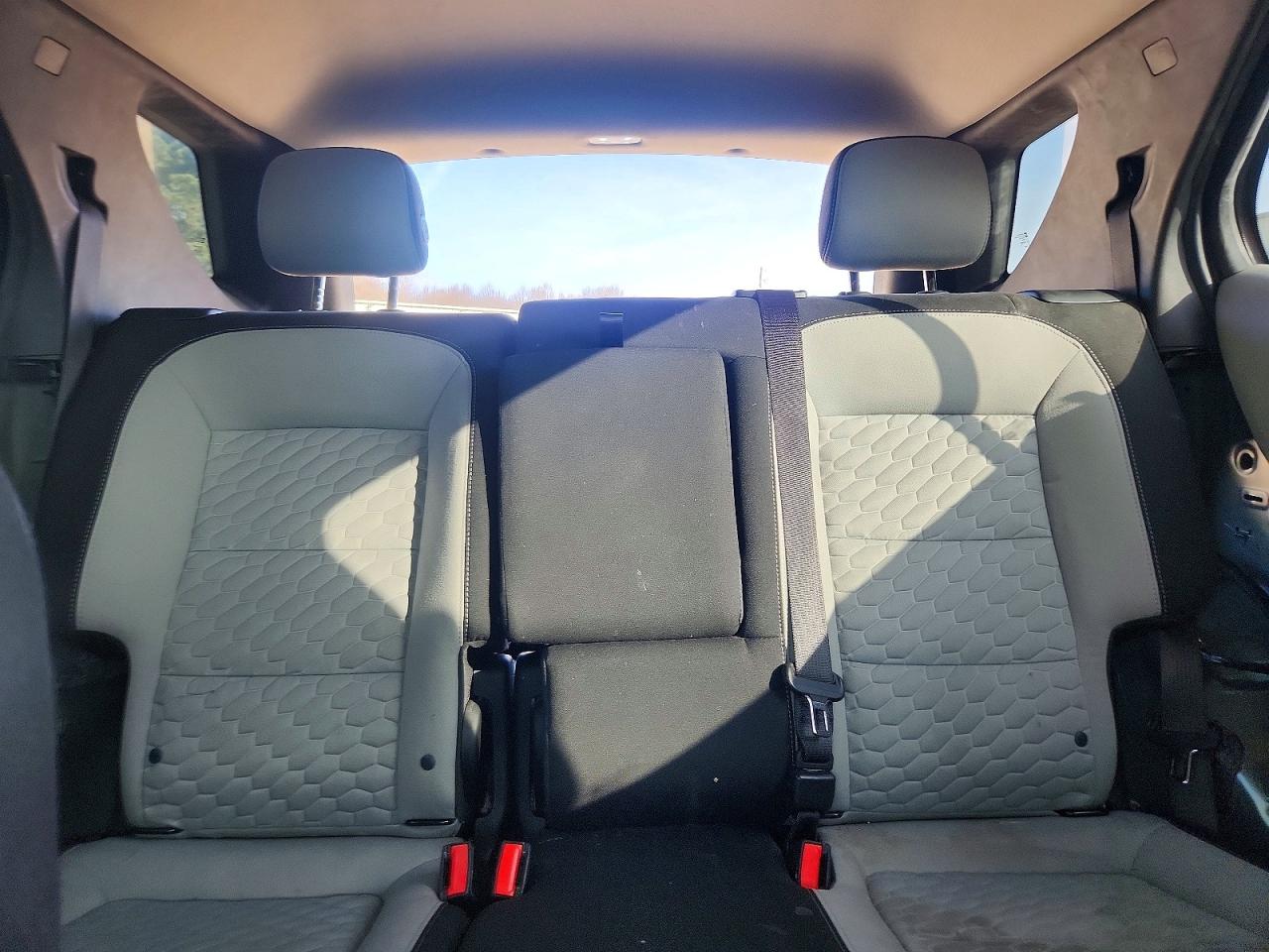 2020 CHEVROLET EQUINOX LT photo 10