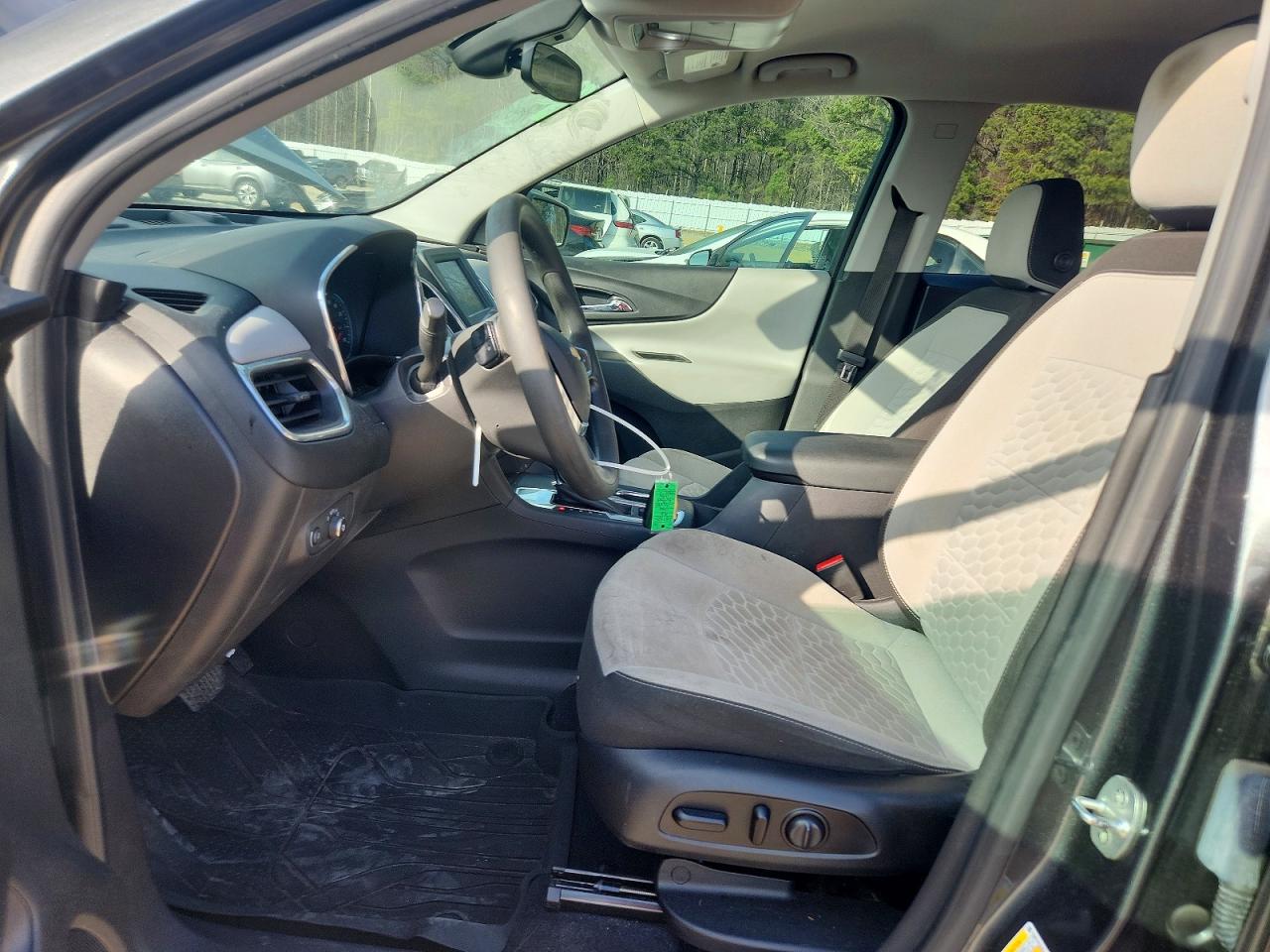 2020 CHEVROLET EQUINOX LT photo 7