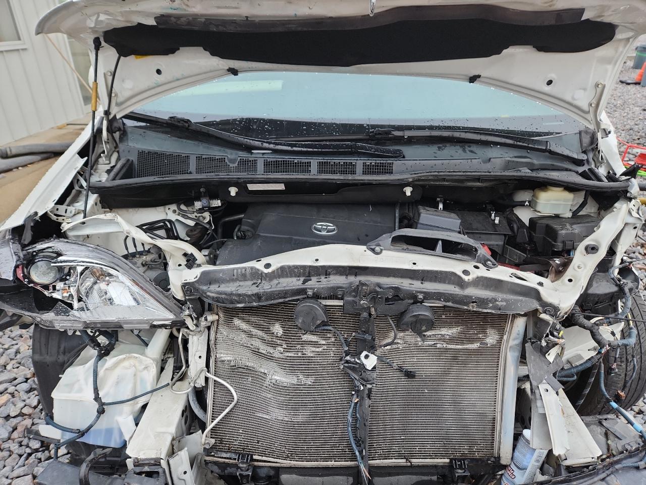 2015 TOYOTA SIENNA XLE photo 12