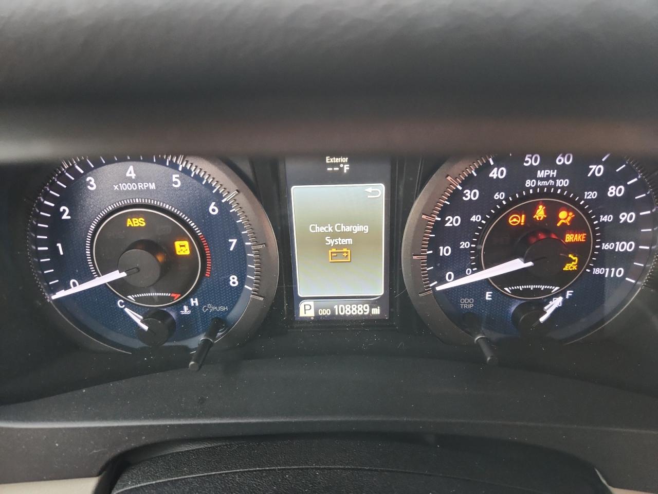 2015 TOYOTA SIENNA XLE photo 9