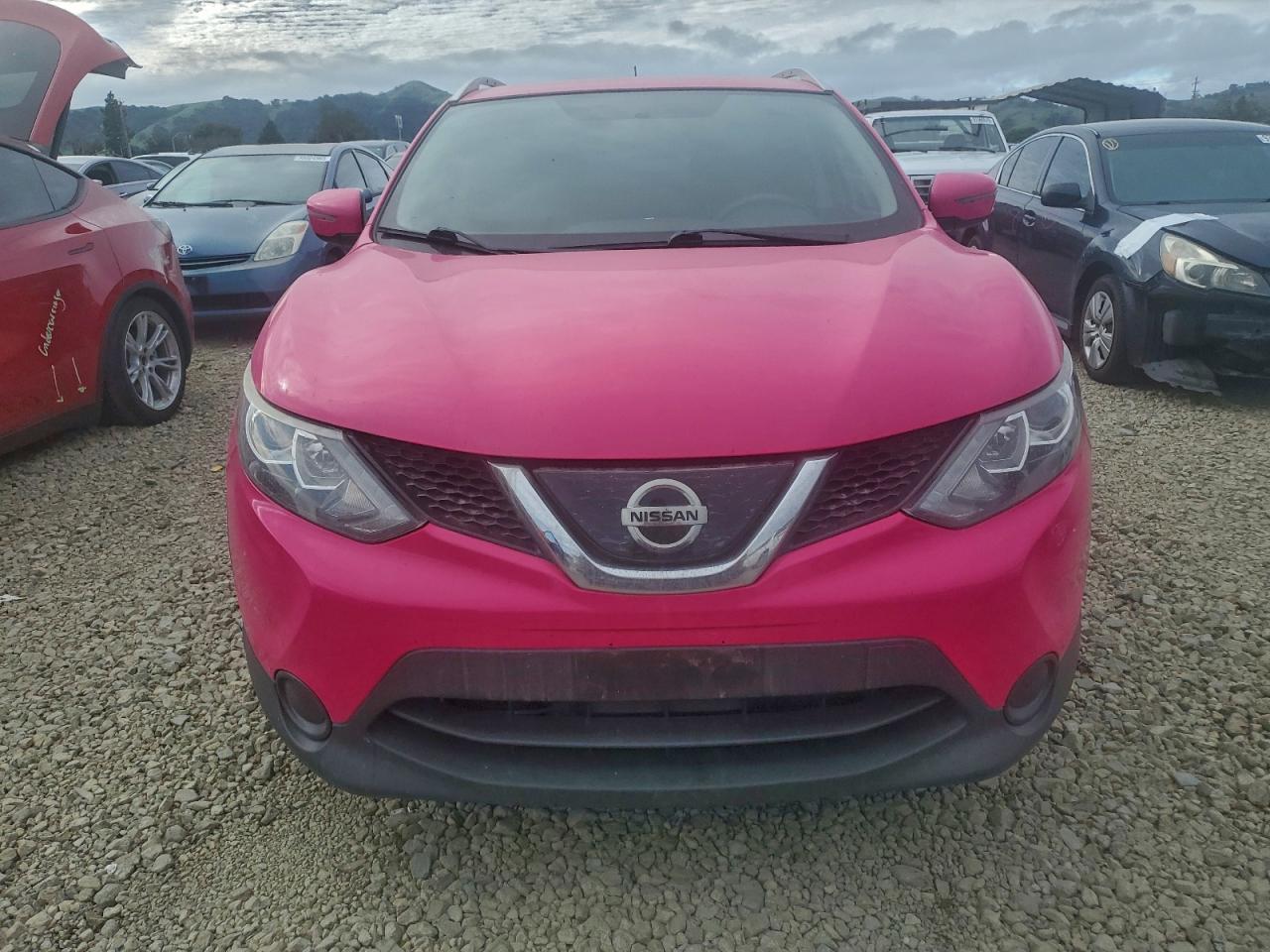 2018 NISSAN ROGUE SPORT S photo 5