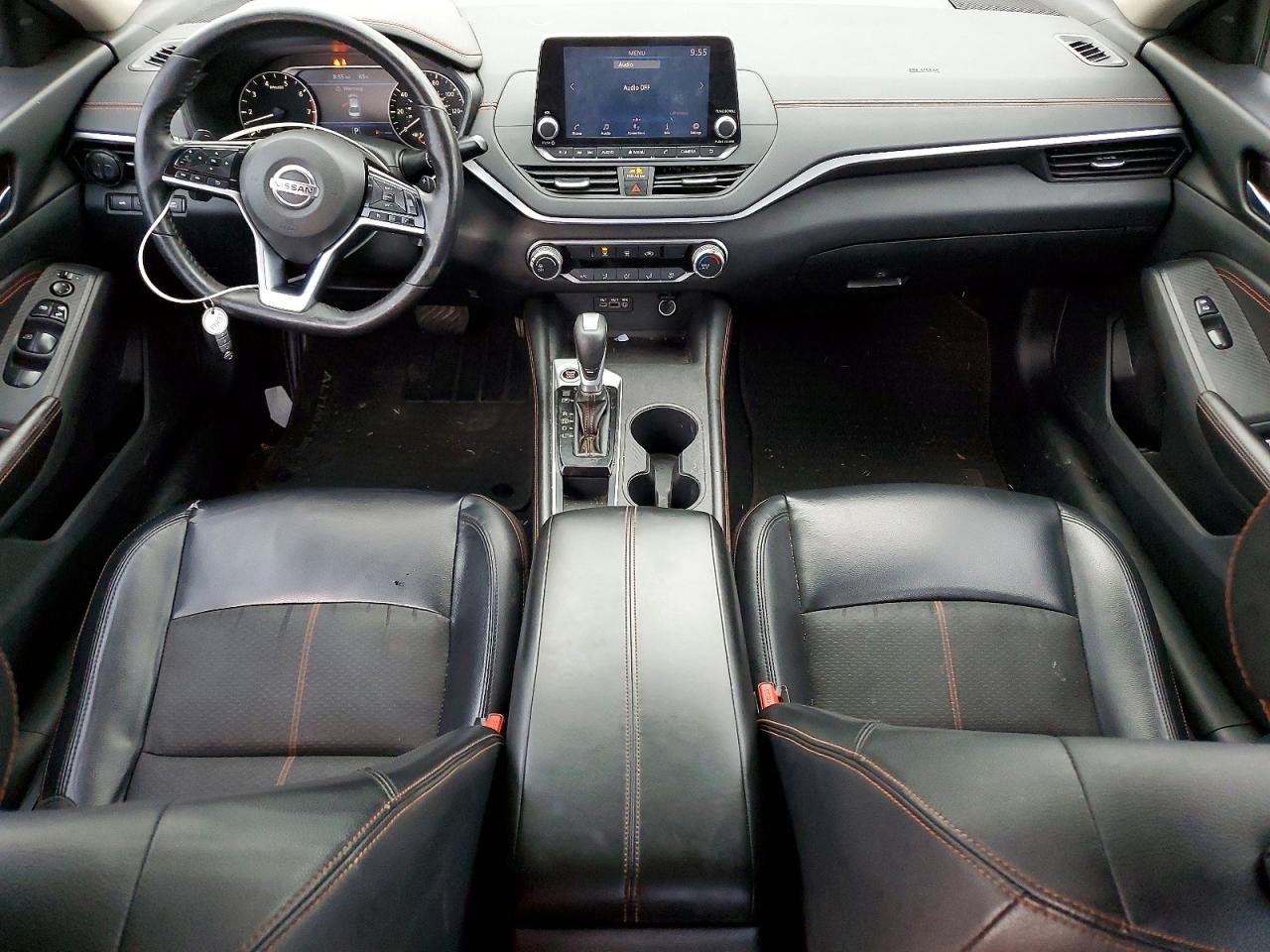 2019 NISSAN ALTIMA SR photo 8