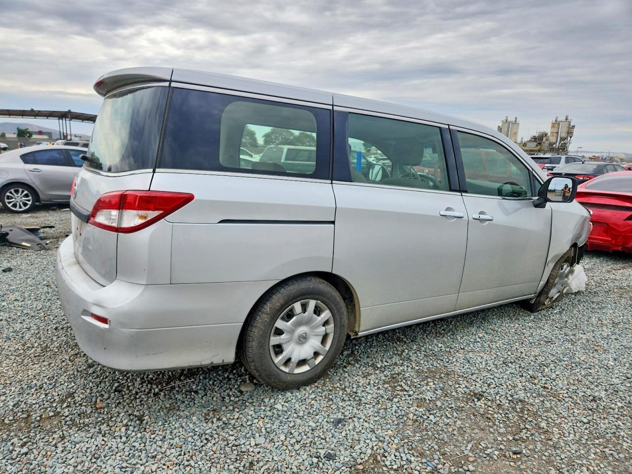 2015 NISSAN QUEST S photo 3