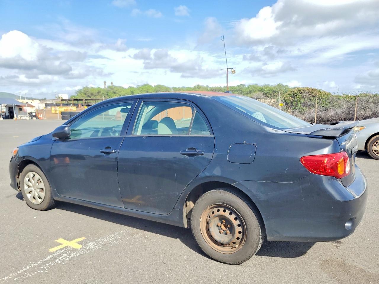 2010 TOYOTA COROLLA BASE photo 2