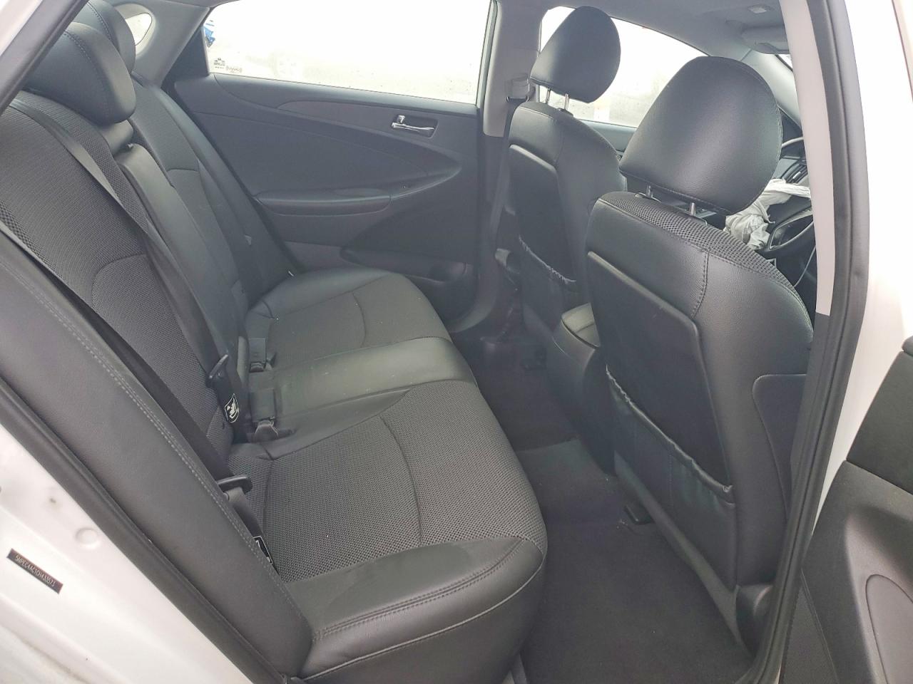 2012 HYUNDAI SONATA SE photo 10