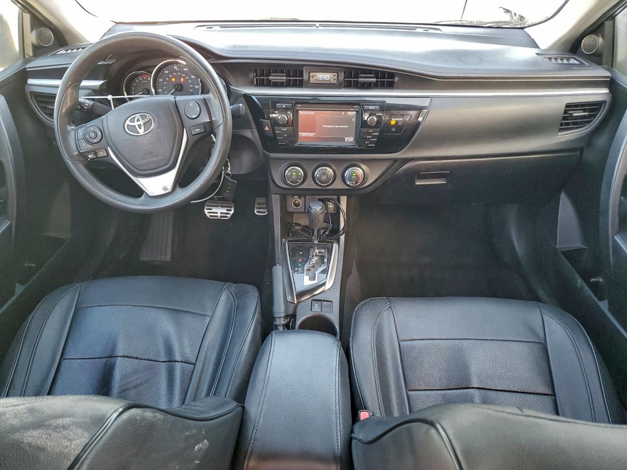 2016 TOYOTA COROLLA L photo 8