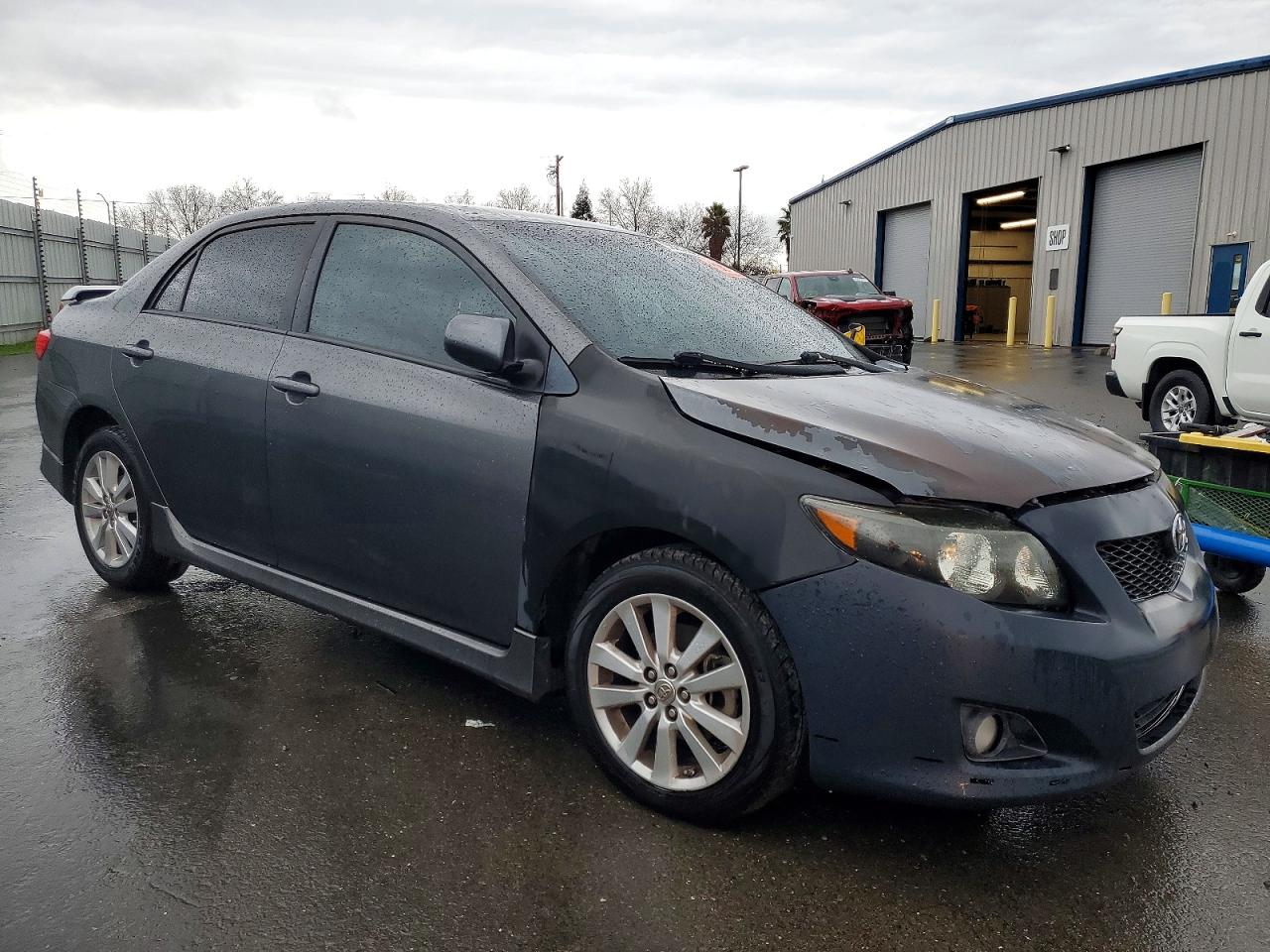 2010 TOYOTA COROLLA BASE photo 4