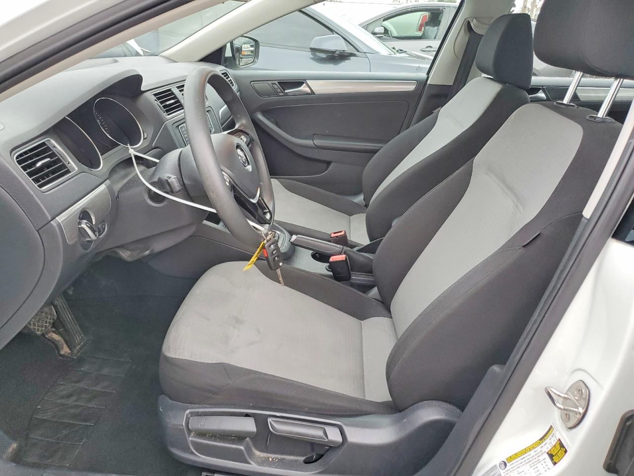 2017 VOLKSWAGEN JETTA S photo 7