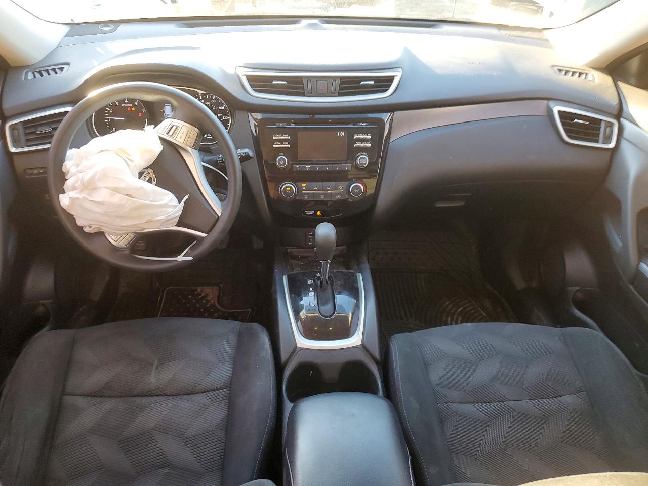 2016 NISSAN ROGUE S photo 8