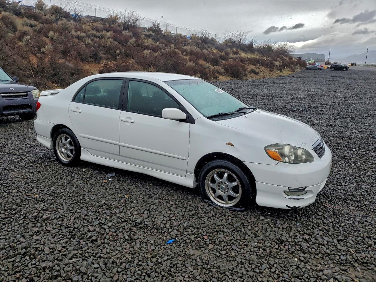 2006 TOYOTA COROLLA CE photo 4