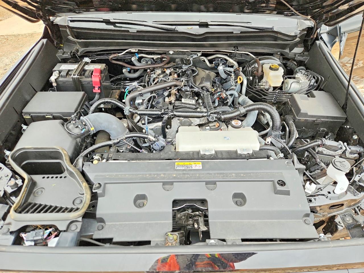 2024 TOYOTA TACOMA DOUBLE CAB photo 11