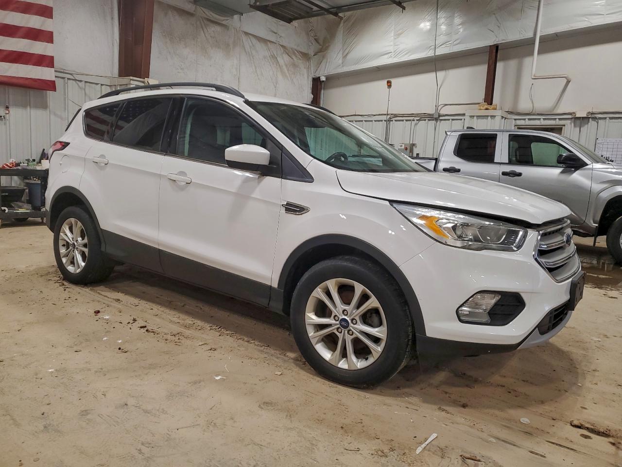2018 FORD ESCAPE SEL photo 4