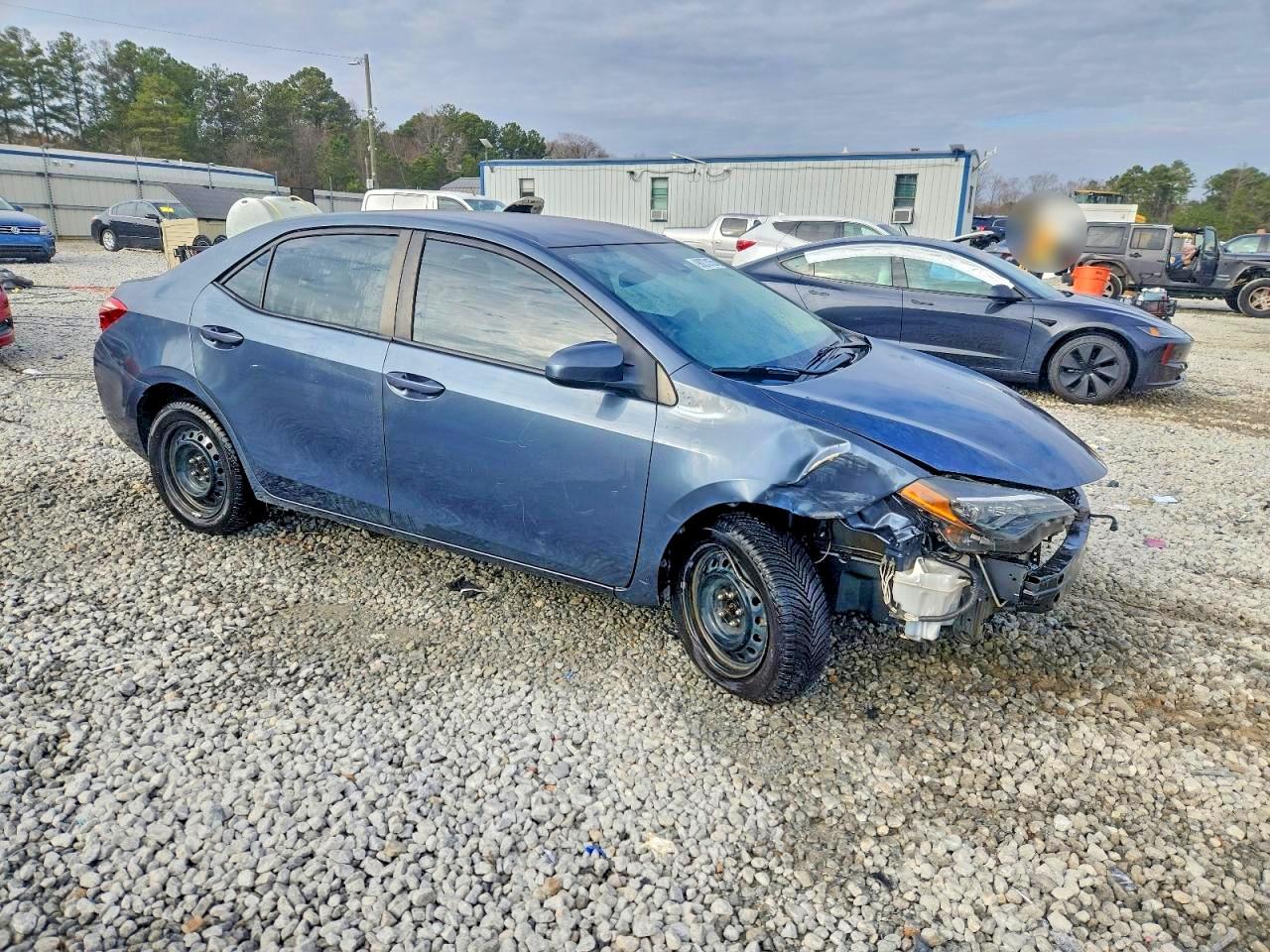 2018 TOYOTA COROLLA L photo 4