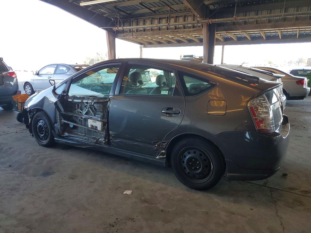 2008 TOYOTA PRIUS BASE photo 2