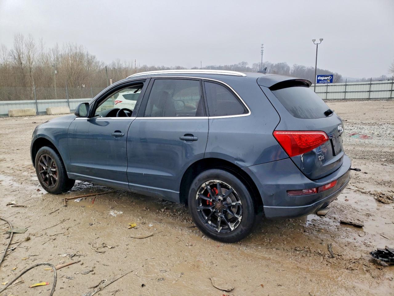 2010 AUDI Q5 PREMIUM photo 2