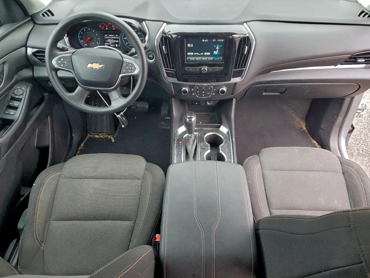 2019 CHEVROLET TRAVERSE LS photo 8