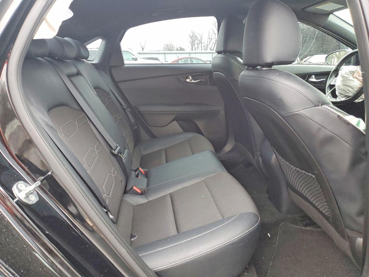 2023 KIA FORTE GT LINE photo 10