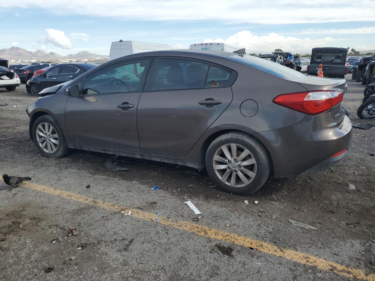 2014 KIA FORTE LX photo 2