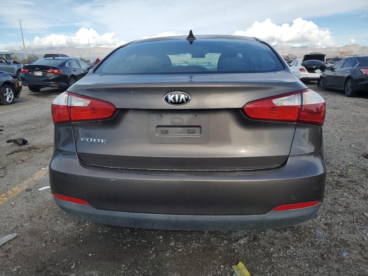 2014 KIA FORTE LX photo 6
