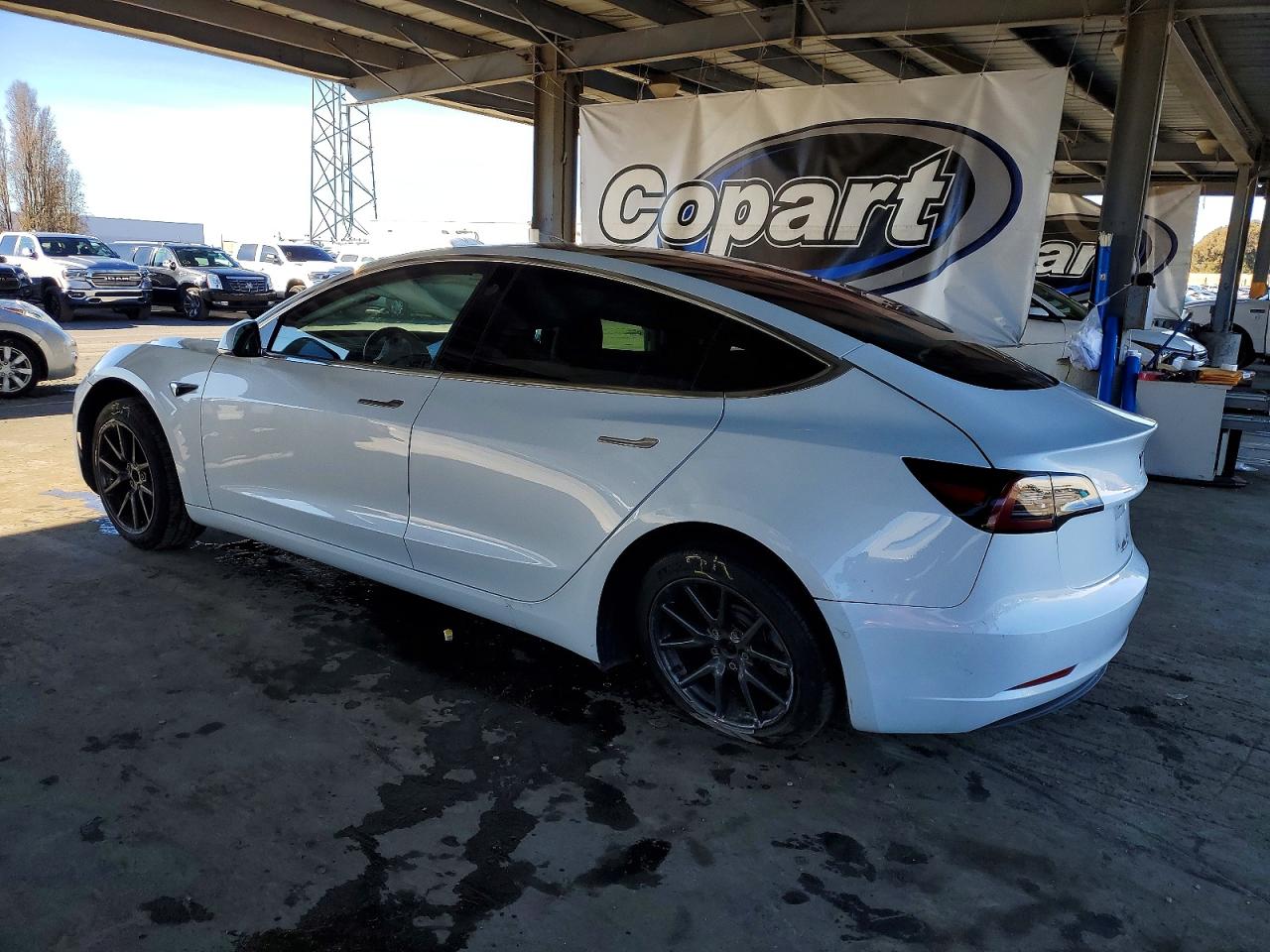2018 TESLA MODEL 3 photo 2