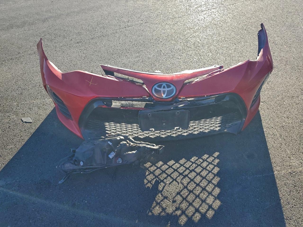 2017 TOYOTA COROLLA L photo 12