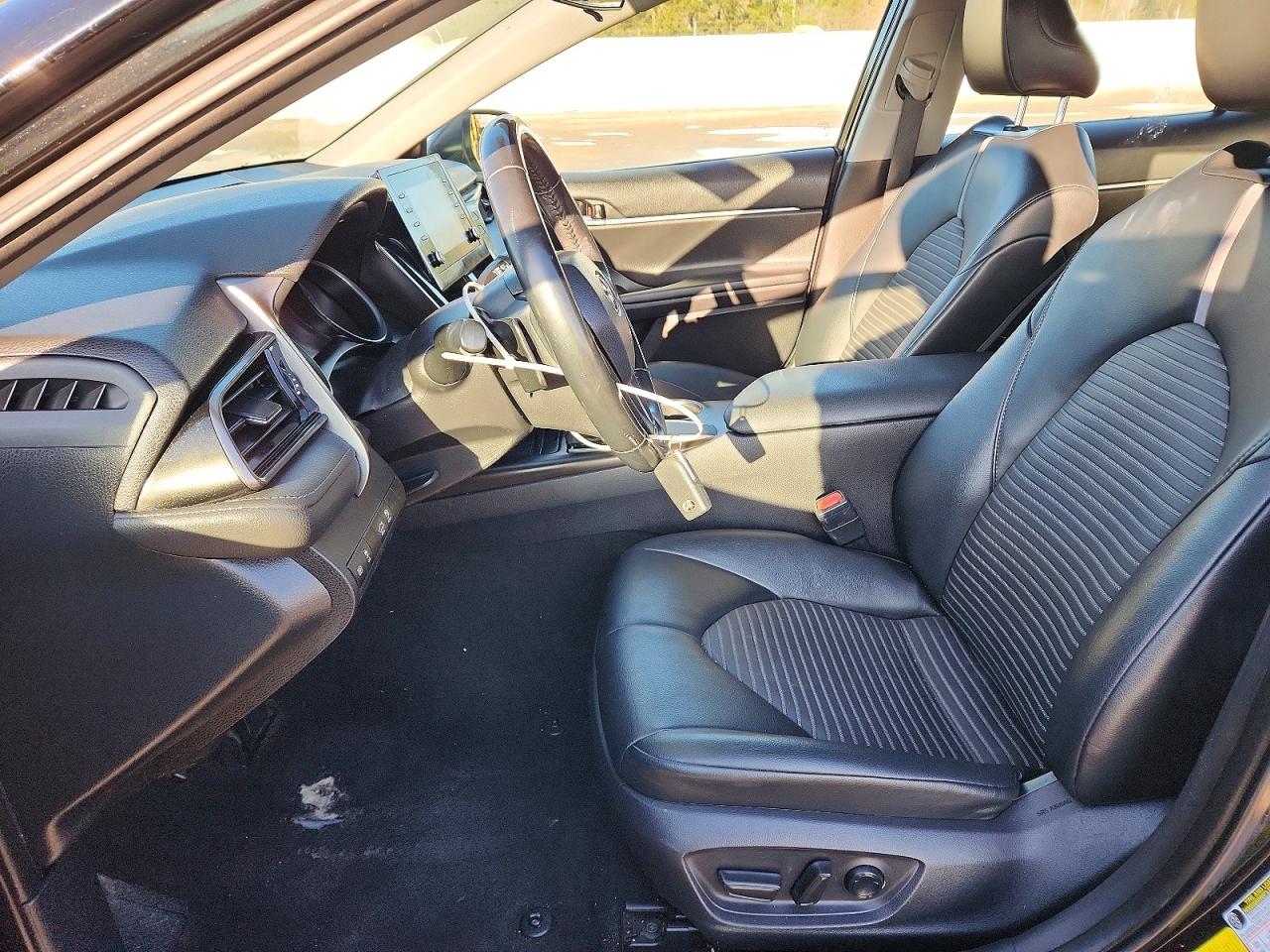 2021 TOYOTA CAMRY SE photo 7