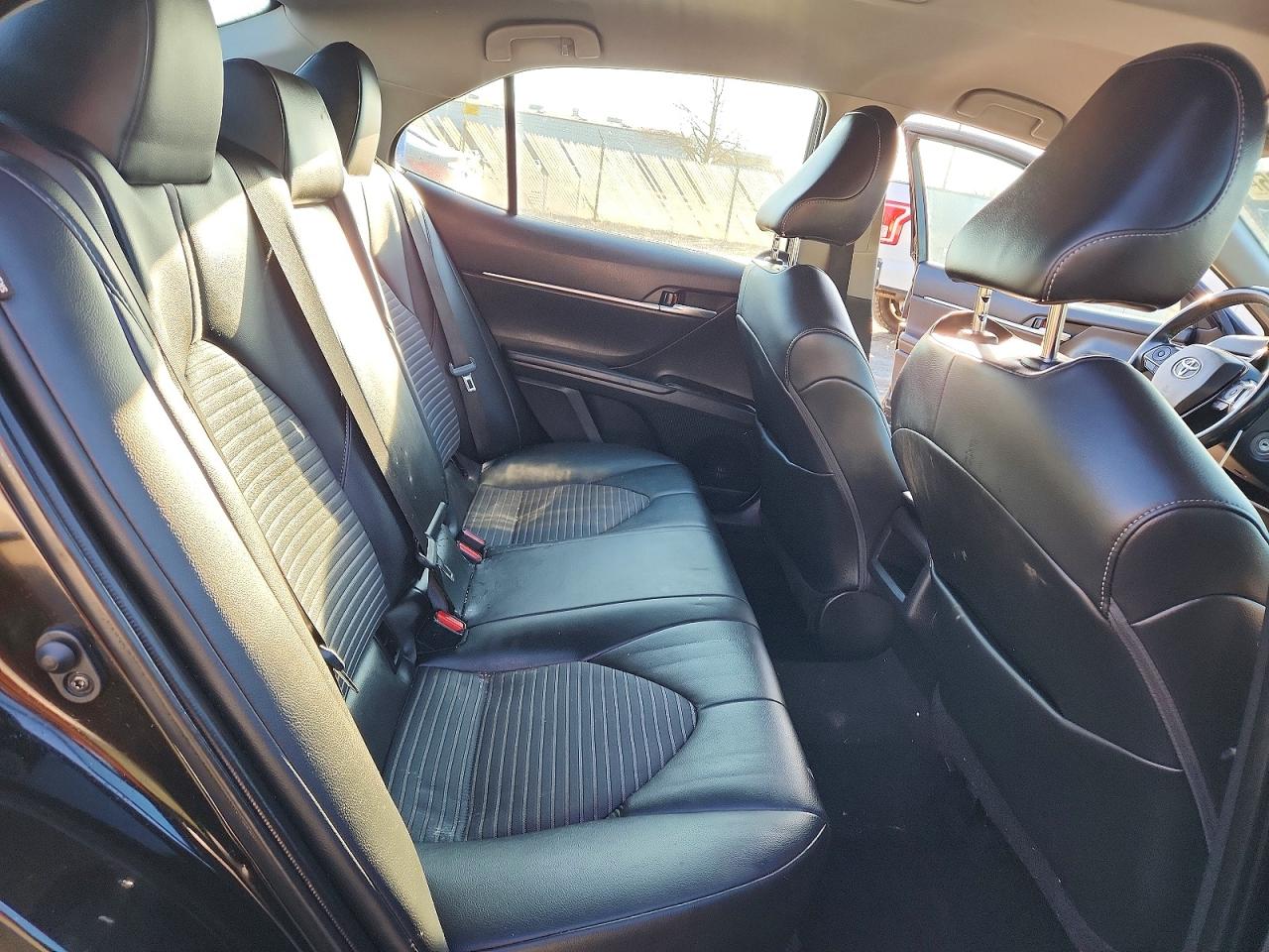 2021 TOYOTA CAMRY SE photo 10