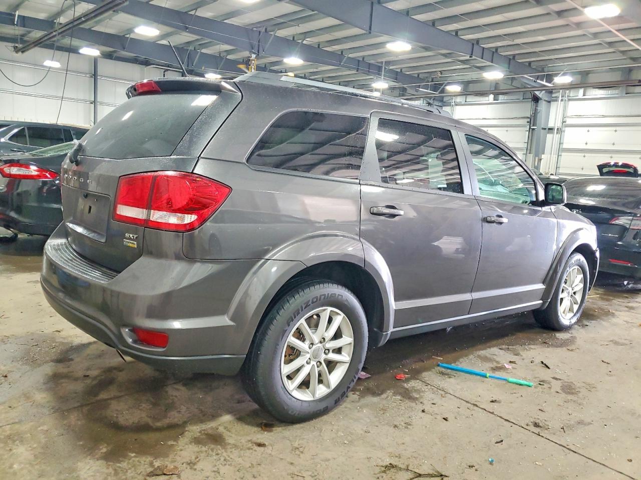 2017 DODGE JOURNEY SXT photo 3