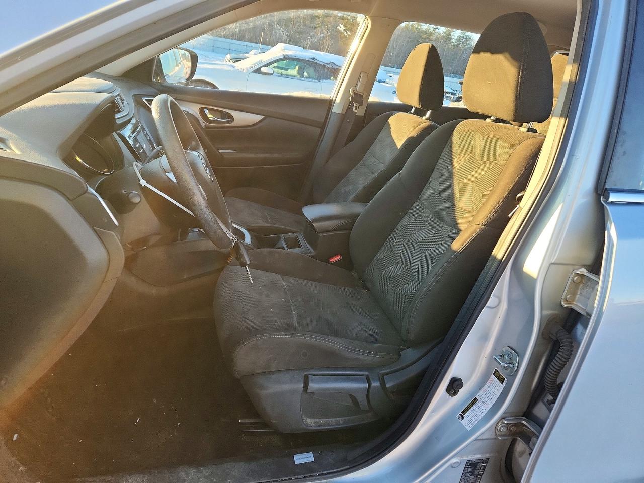 2016 NISSAN ROGUE S photo 7