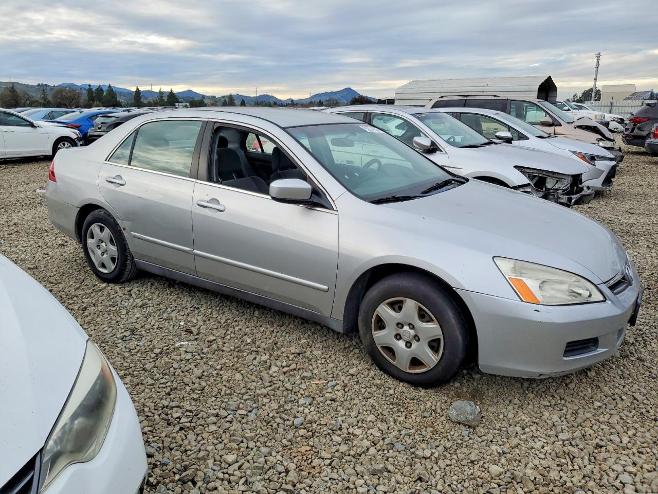 2006 HONDA ACCORD LX photo 4