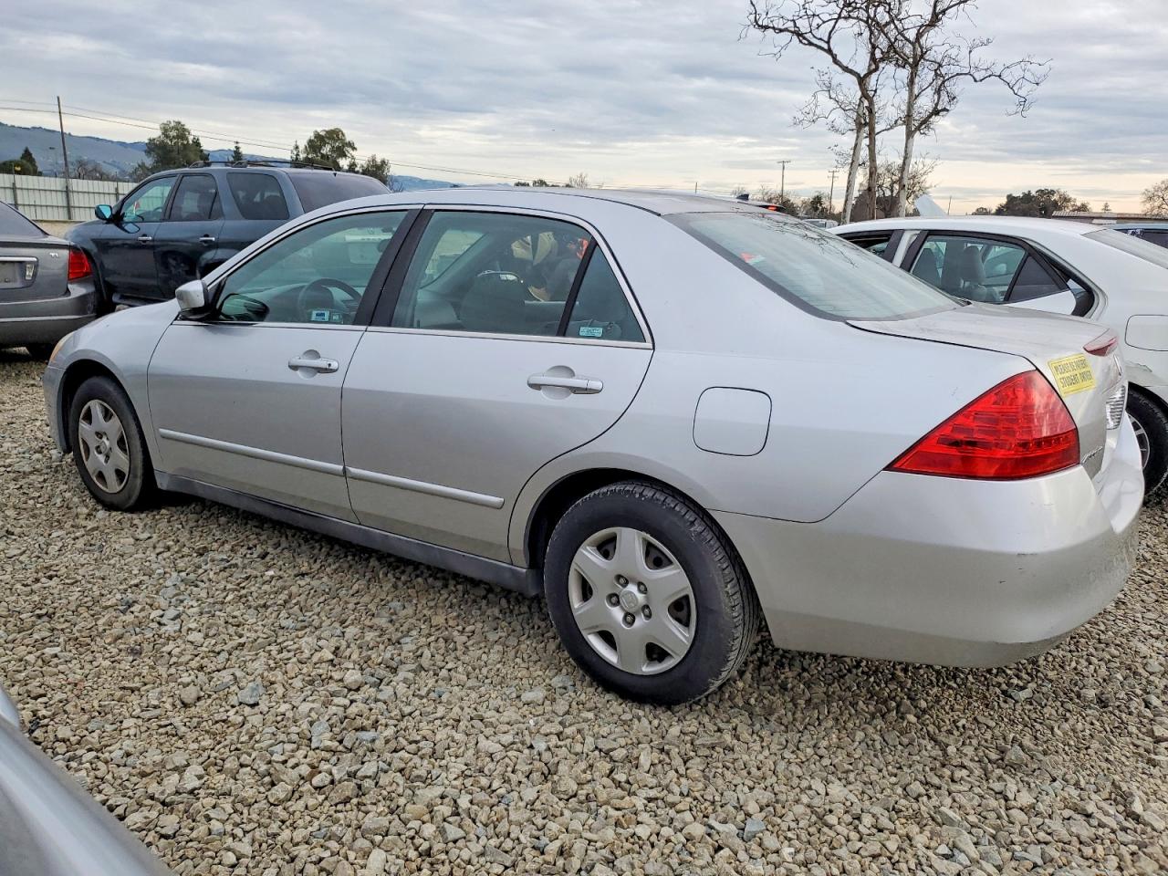 2006 HONDA ACCORD LX photo 2