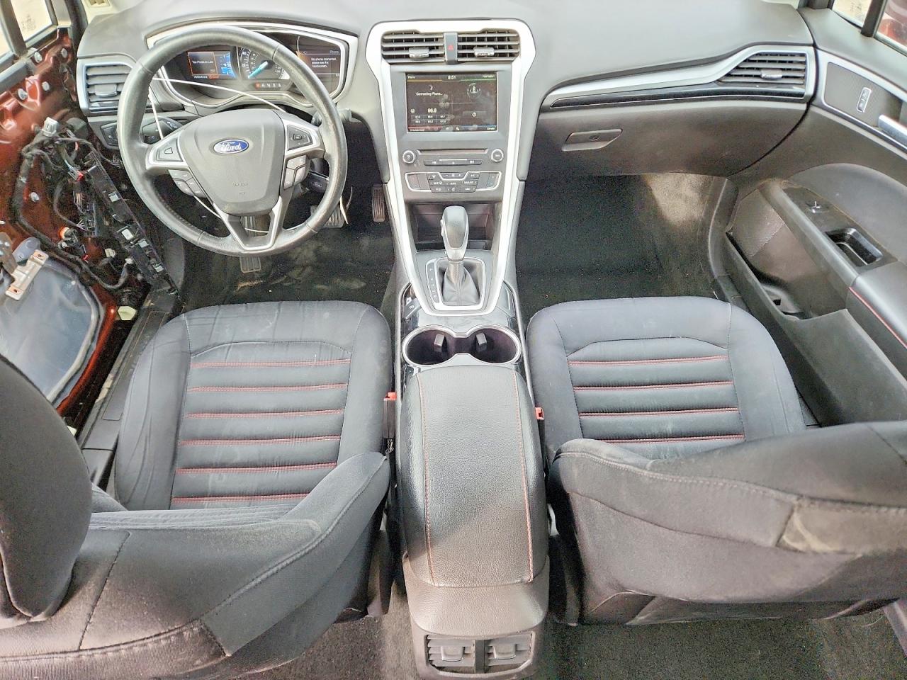 2016 FORD FUSION SE photo 8