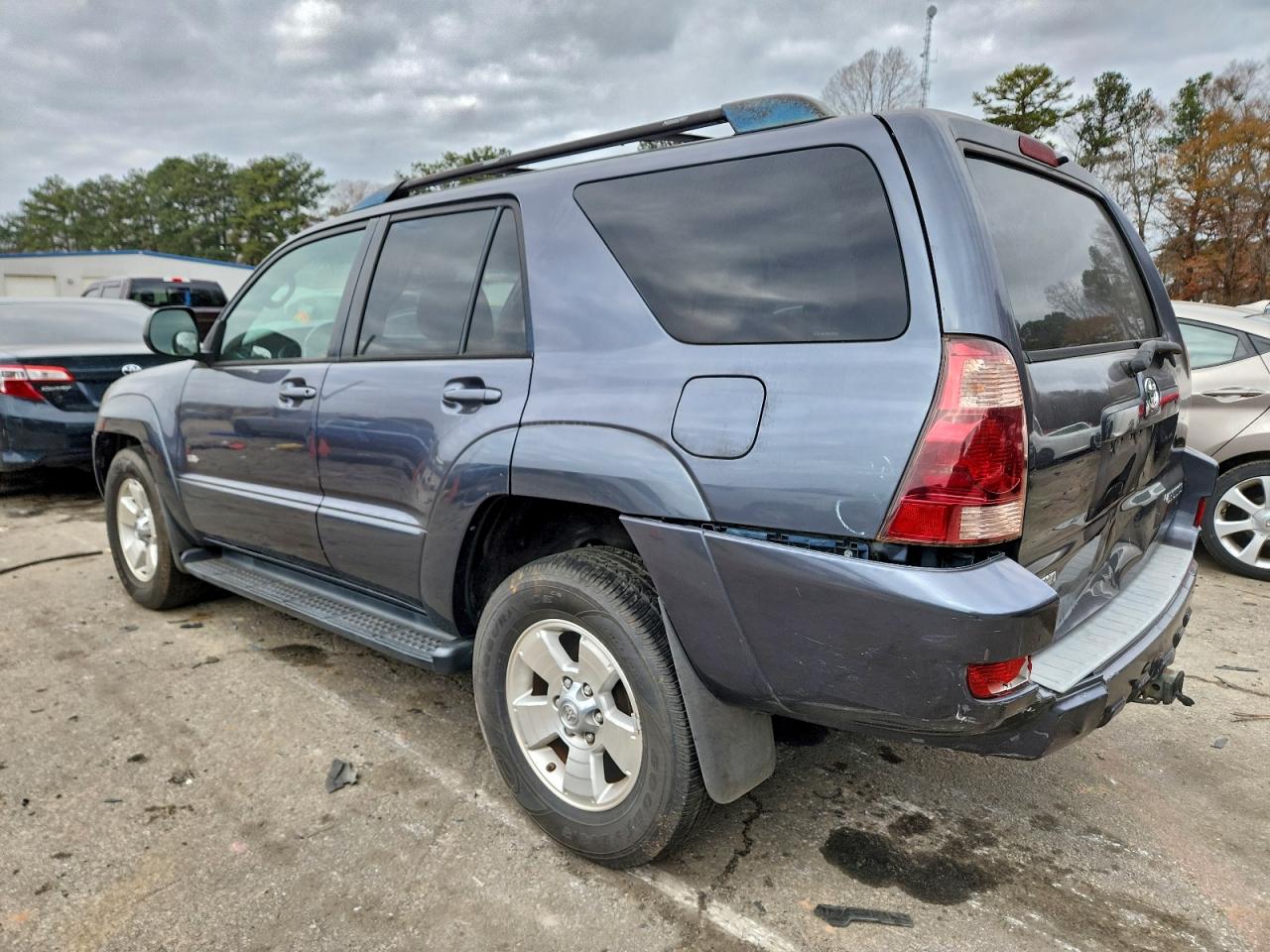 2005 TOYOTA 4RUNNER SR5 photo 2