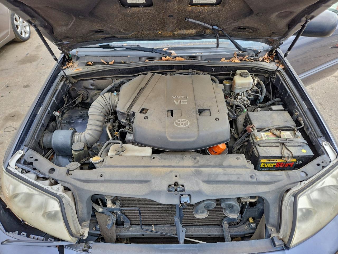 2005 TOYOTA 4RUNNER SR5 photo 12