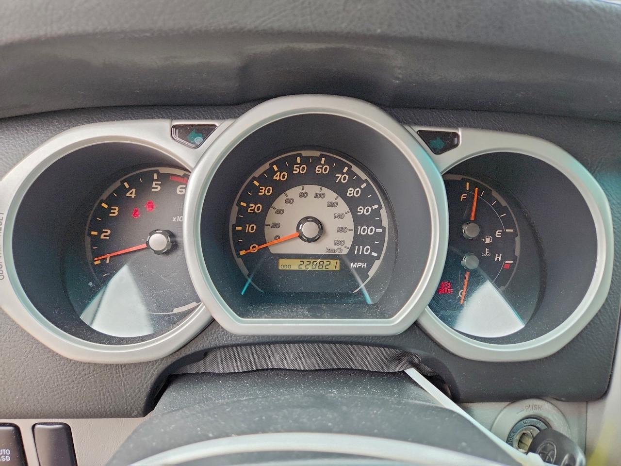 2005 TOYOTA 4RUNNER SR5 photo 9