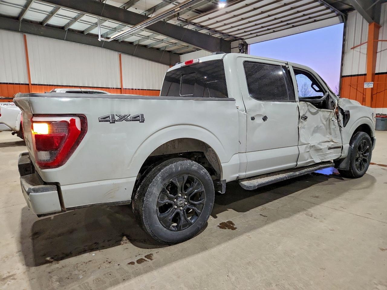 2023 FORD F150 SUPERCREW photo 3