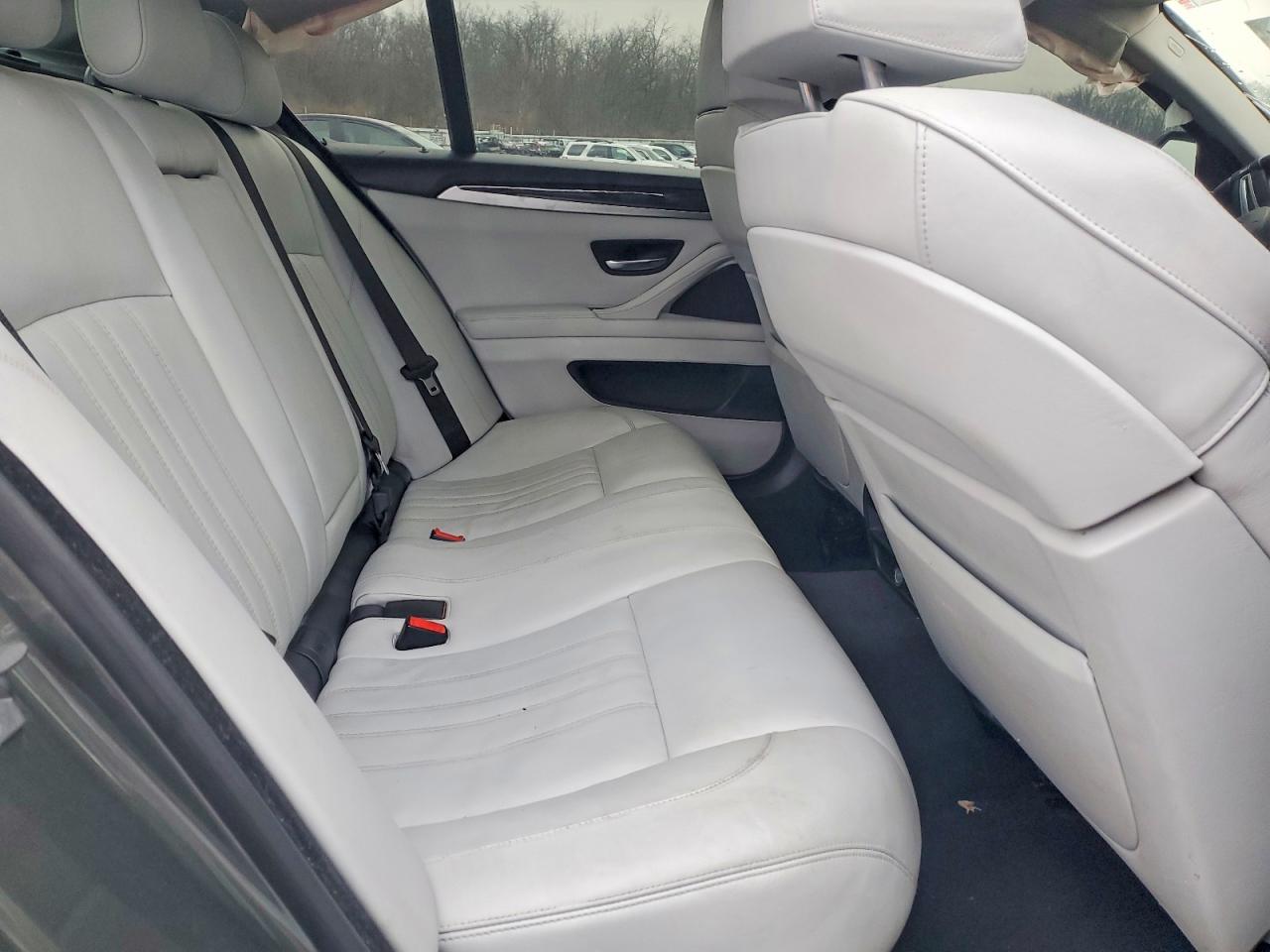 2014 BMW 535 XI photo 10
