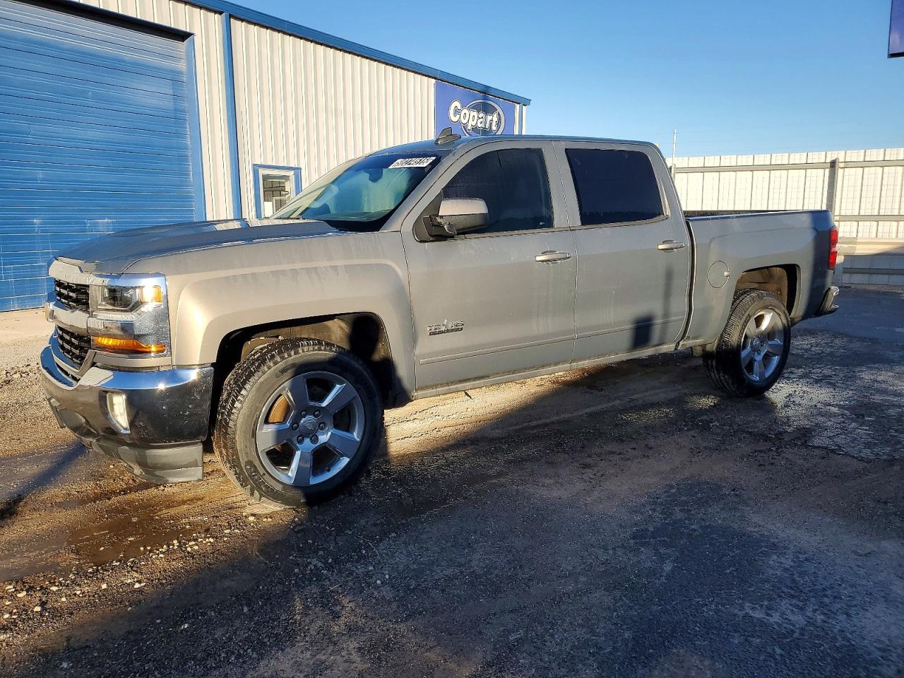 2017 CHEVROLET SILVERADO