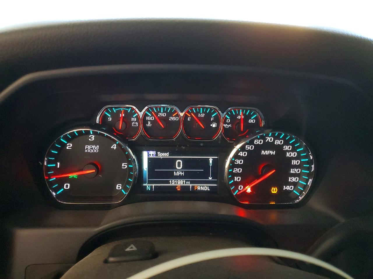 2017 CHEVROLET SILVERADO C1500 LT photo 9
