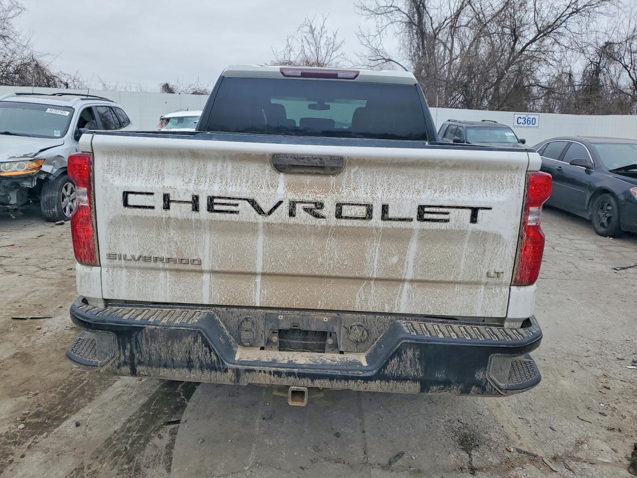 2020 CHEVROLET SILVERADO K1500 LT photo 6