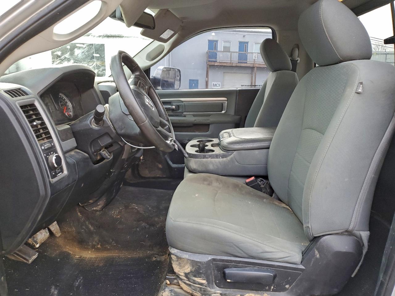 2016 RAM 2500 ST photo 7
