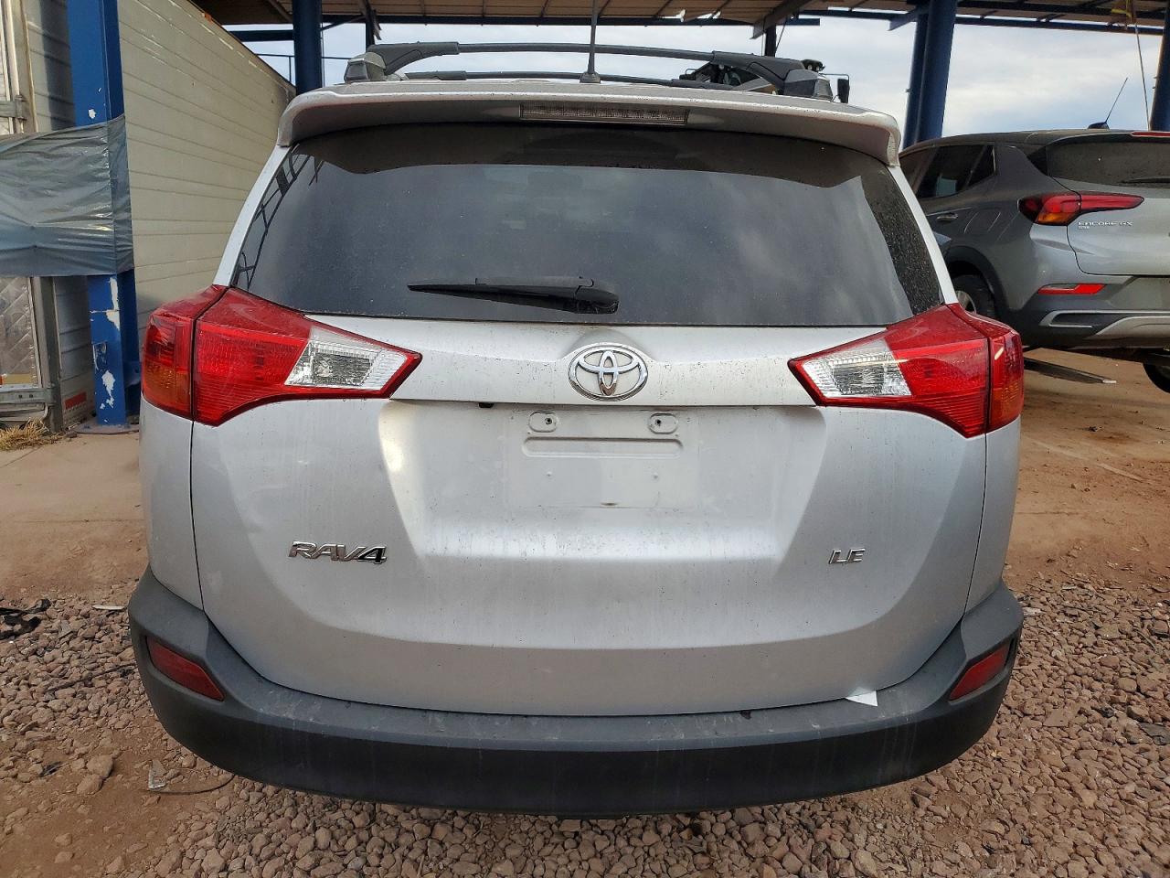 2015 TOYOTA RAV4 LE photo 6